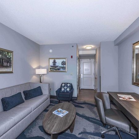 Отель Doubletree By Hilton North Charleston - Convention Center Экстерьер фото