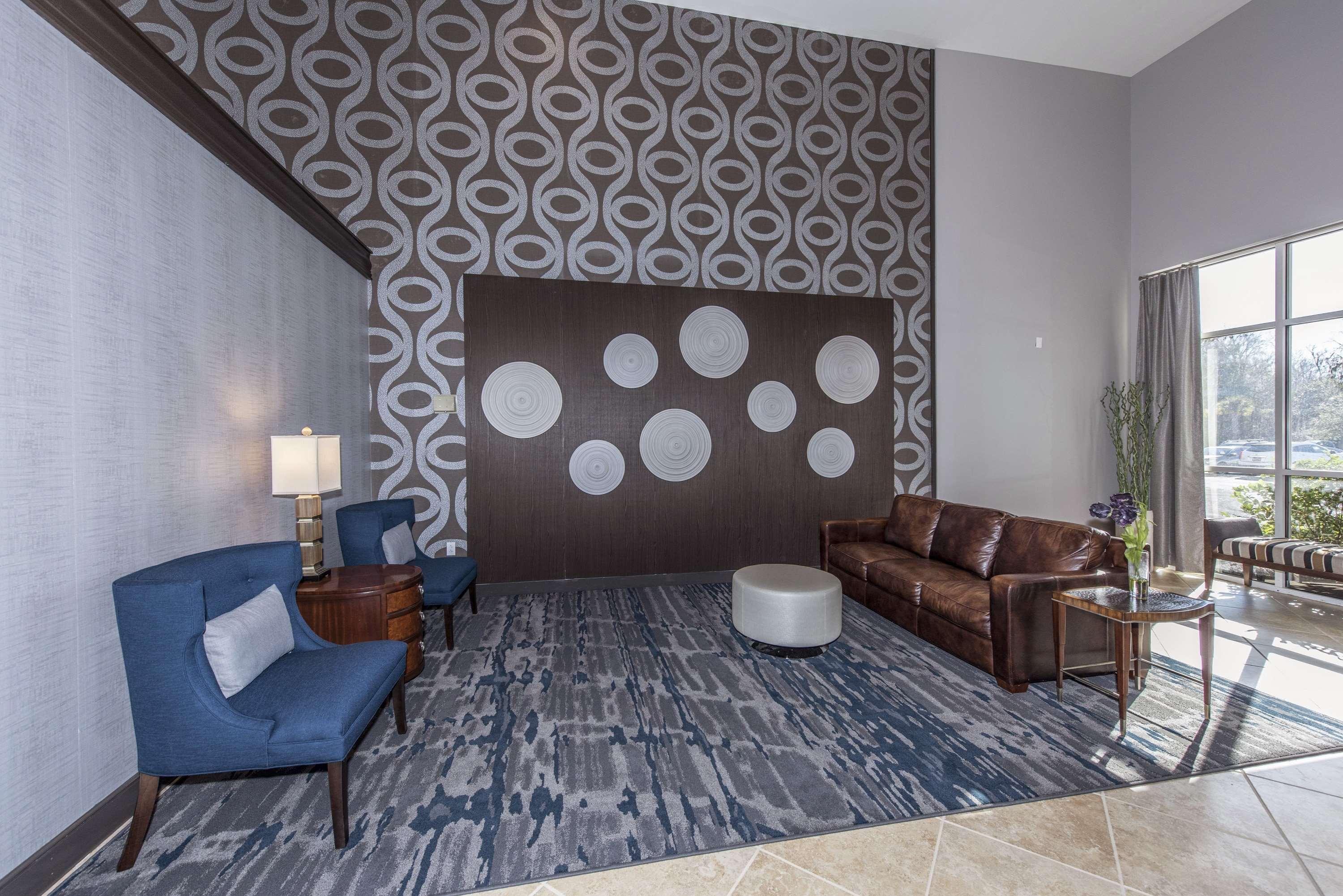 Отель Doubletree By Hilton North Charleston - Convention Center Экстерьер фото