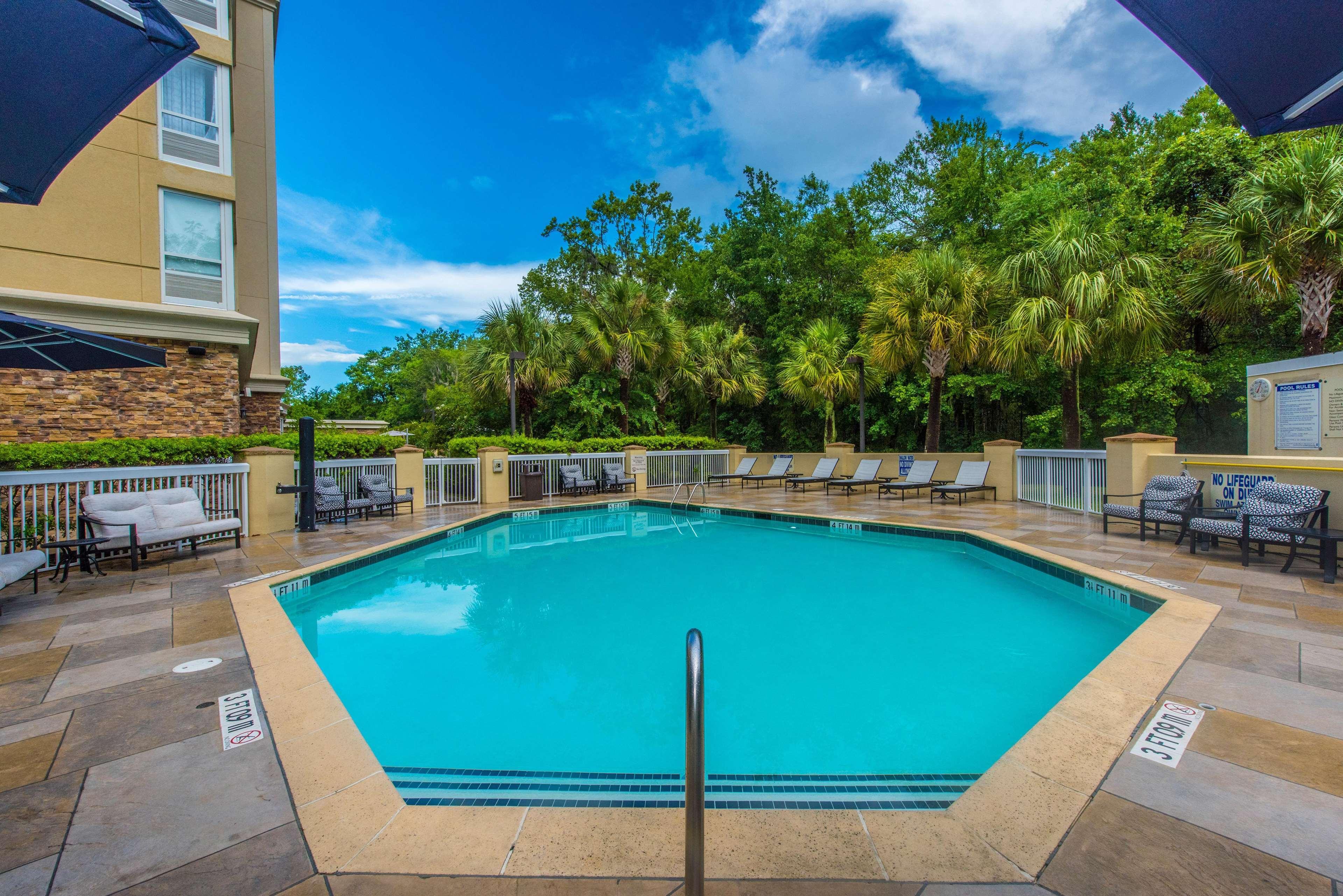 Отель Doubletree By Hilton North Charleston - Convention Center Экстерьер фото