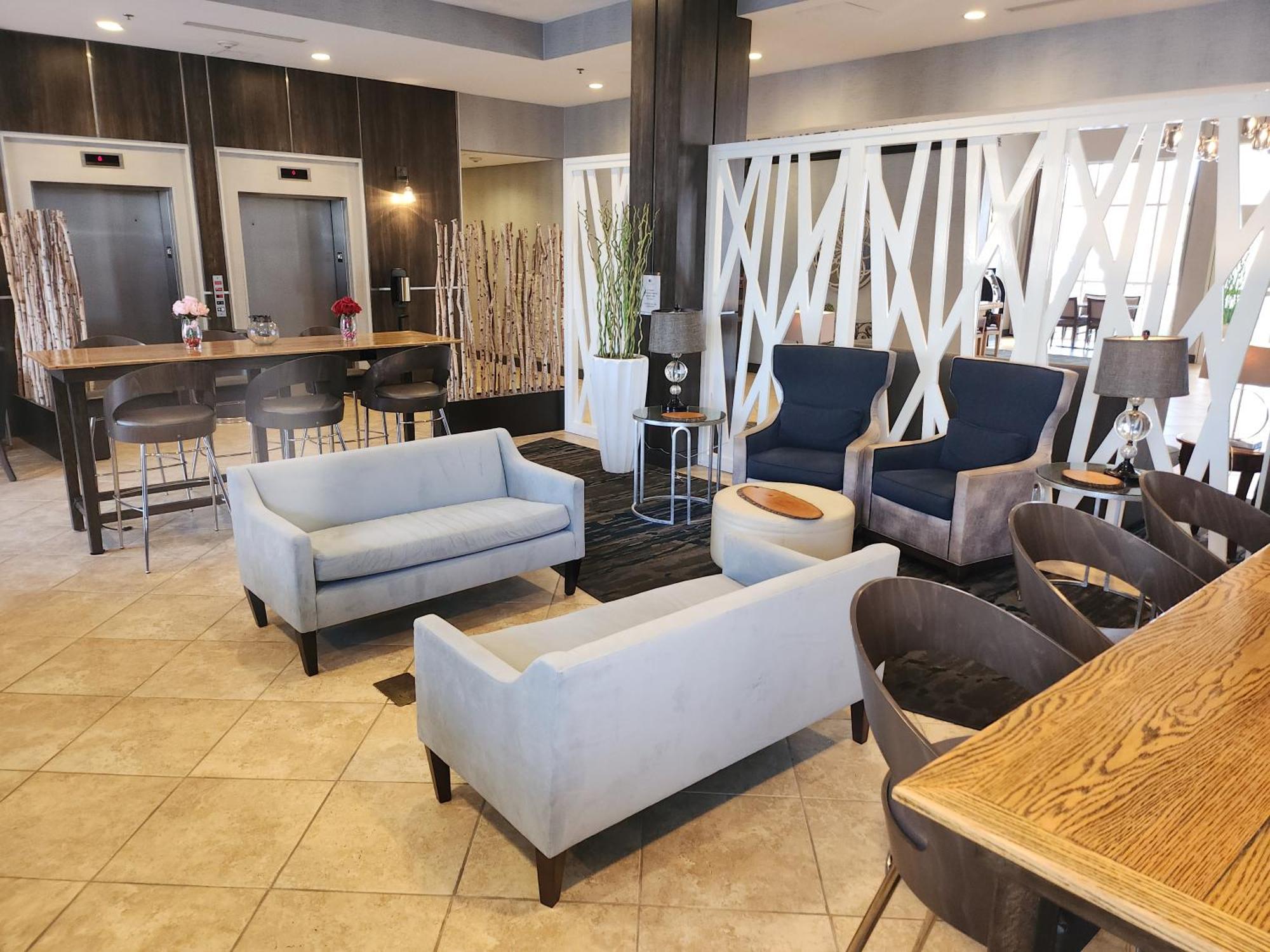 Отель Doubletree By Hilton North Charleston - Convention Center Экстерьер фото
